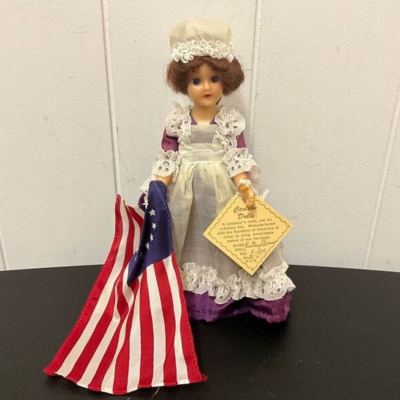 Vintage Brand New Betsey Ross Artist Cartoon Doll Figurine America USA 8" Tall - Picture 1 of 8